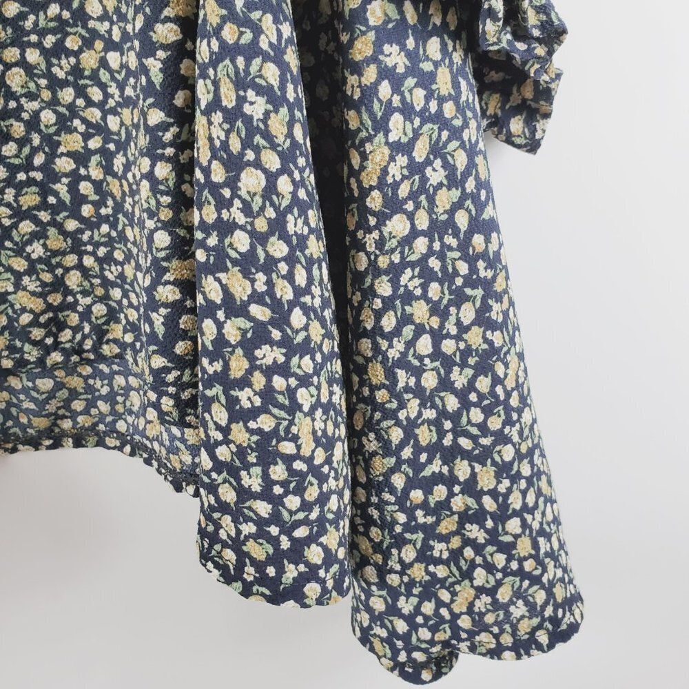 Asymmetrical Navy Floral Cold Shoulder Top + Short Billowy Ruffled Sleeves Sz S - Picture 9 of 12